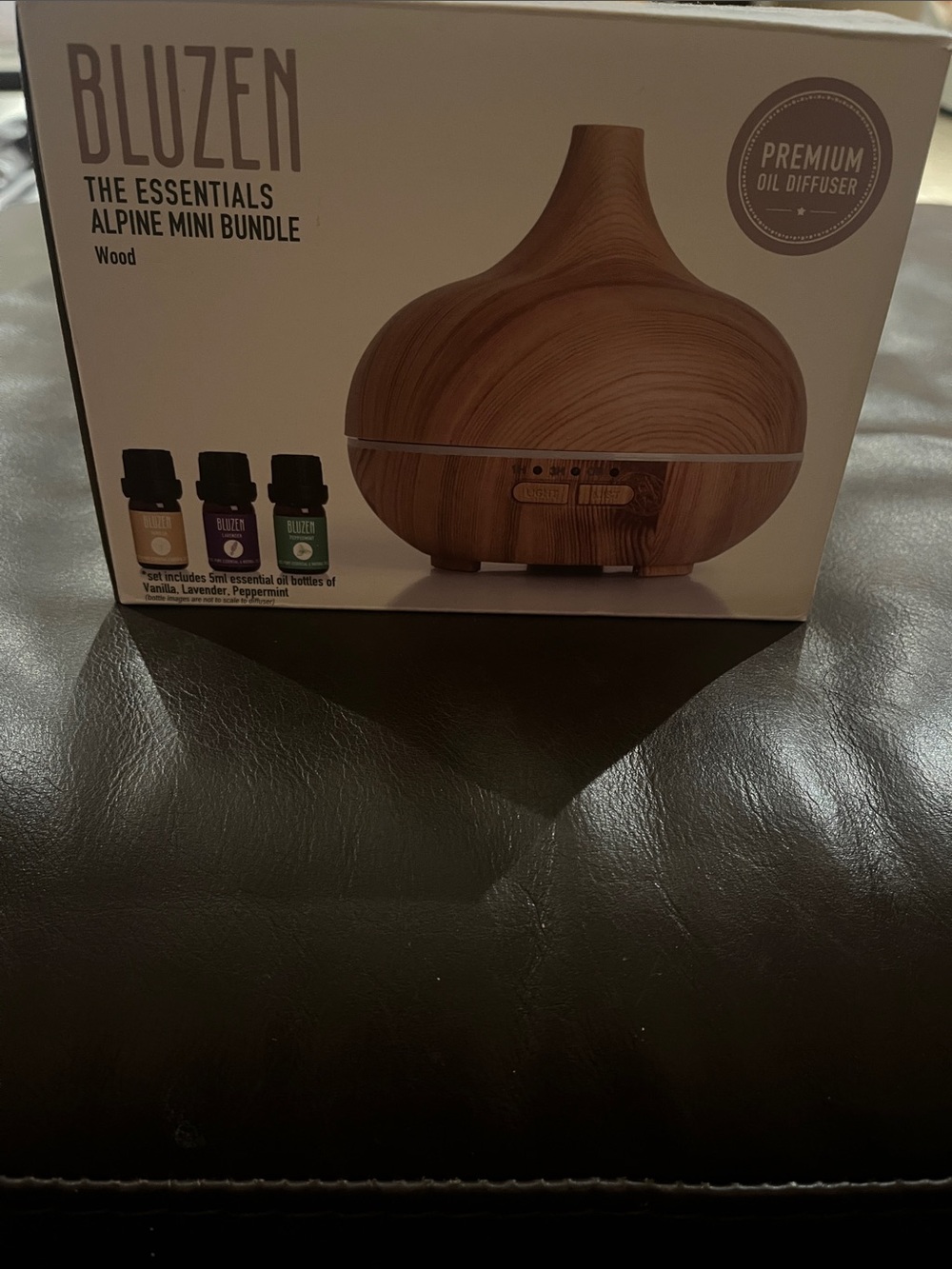 BluZen Alpine Mini Essential Oil Diffuser Bundle w/ 3 Oils – New